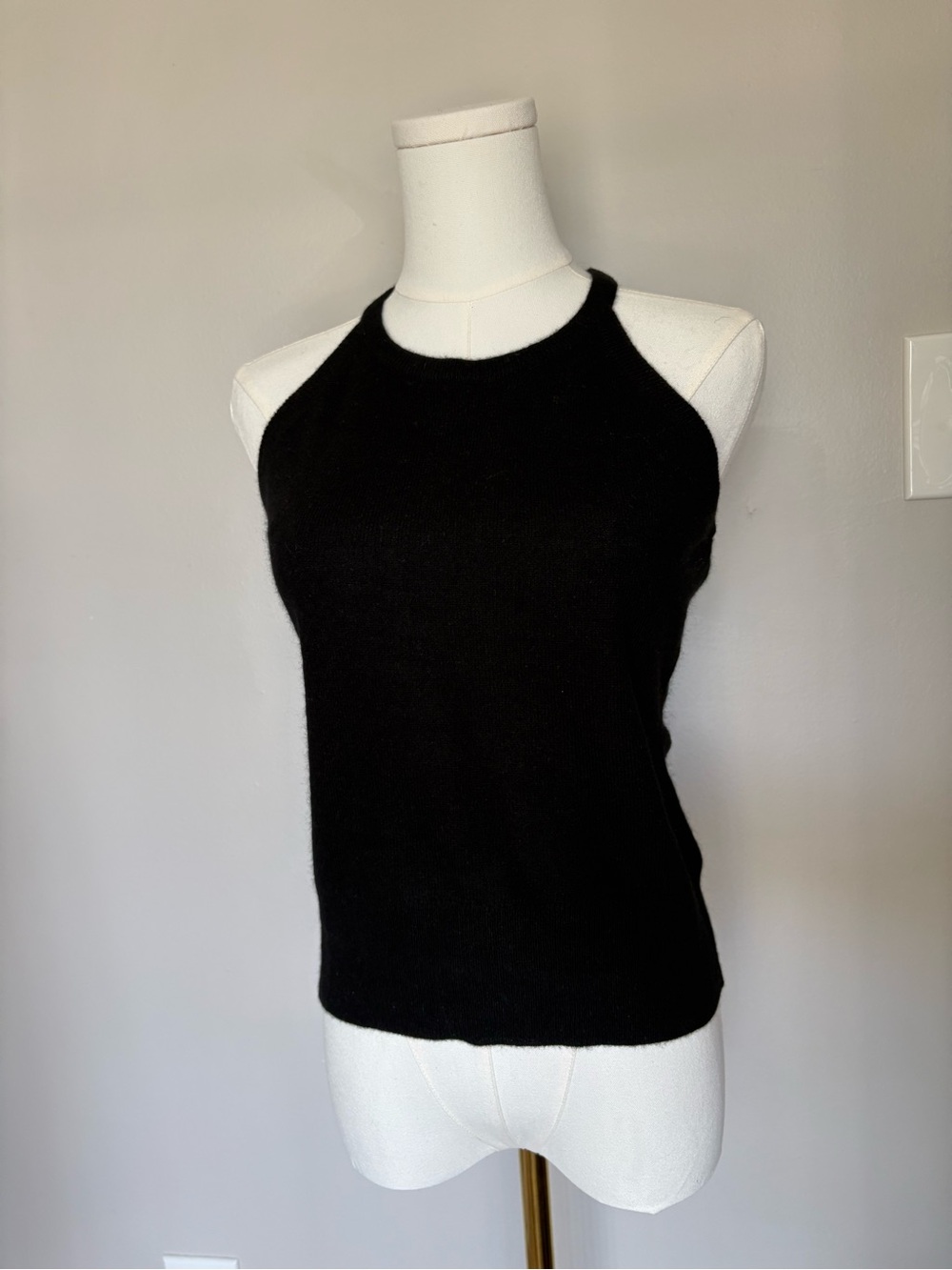 House of Harlow 1960 Black Cashmere Tank